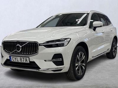 Begagnad Volvo XC60 Core 355 HK (261 kW) 2024 Vit SUV