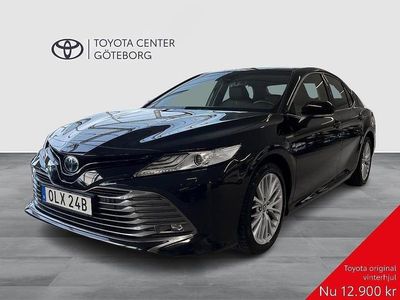 Svart Begagnad 2020 Toyota Camry Hybrid Executive Sedan | 289 900 kr (Marknadspris)