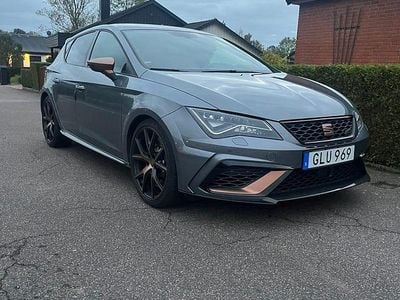 Begagnad 2018 Cupra Leon Halvkombi | 295 000 kr (Marknadspris)