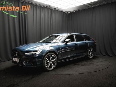 Mörkblå Begagnad 2023 Volvo V90 Plus Kombi | 397 800 kr (Bra pris)