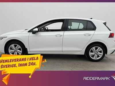 Vit Begagnad 2022 VW Golf VIII Halvkombi | 228 900 kr (Marknadspris)