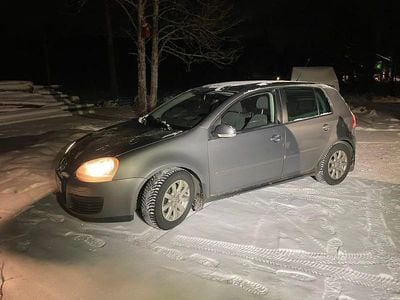 Begagnad 2008 VW Golf VI Halvkombi | 22 000 kr (Dyr)