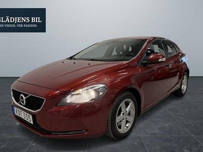 Begagnad Volvo V40 Kinetic 124 HK (91 kW) 2017 Röd Halvkombi