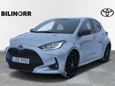 begagnad Toyota Yaris Hybrid CVT Euro 6 116hk/MoK/Kamera/1-ägare