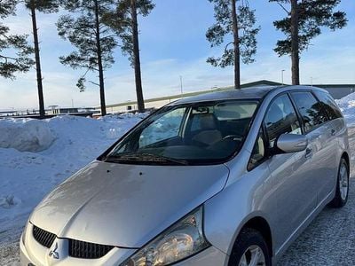 Begagnad Mitsubishi Grandis 165 HK (121 kW) 2008 Minibuss