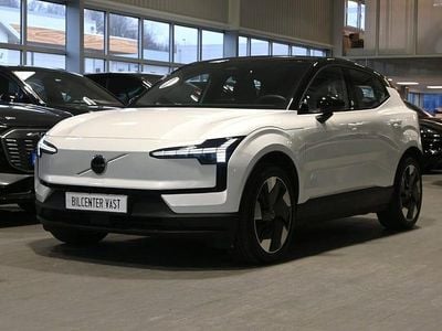 Chrystal white metallic Begagnad 2025 Volvo EX30 Plus SUV | 374 000 kr (Marknadspris)