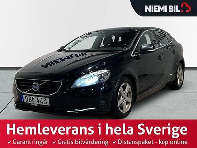 Begagnad Volvo V40 Momentum 150 HK (110 kW) 2014 Svart metallic Halvkombi