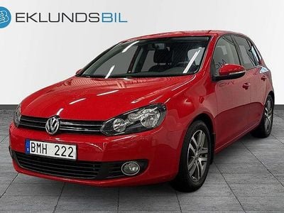 Röd Begagnad 2011 VW Golf VI Halvkombi | 59 900 kr (Marknadspris)