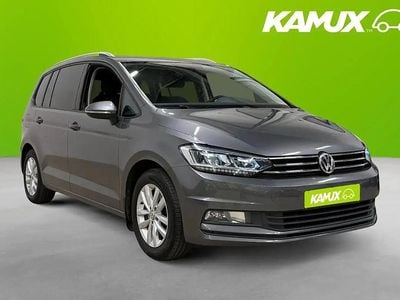 Silver/grå Begagnad 2016 VW Touran Minibuss | 189 700 kr (Marknadspris)