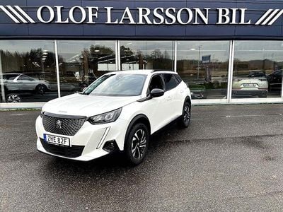 Vit (vit nacré pärlemor ) Begagnad 2022 Peugeot 2008 Allure SUV | 219 500 kr (Lite dyr)