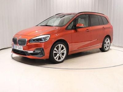 Begagnad BMW 218 Gran Tourer Luxury Line 150 HK (110 kW) 2019 Orange Minibuss