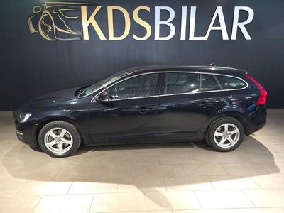 Svart Begagnad 2014 Volvo V60 Momentum Kombi | 149 900 kr (Marknadspris)