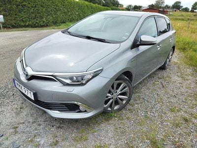 Toyota Auris Hybrid