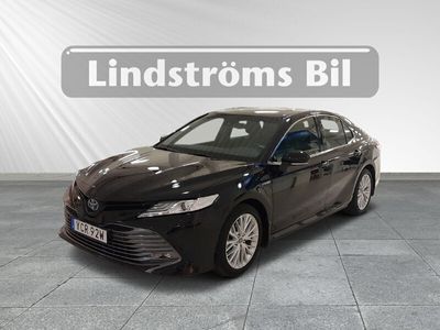 begagnad Toyota Camry 2,5 Hybrid Executive, V-Hjul, Navigation, en ägare