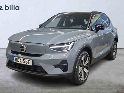 Grå Begagnad 2023 Volvo XC40 Single Motor SUV | 344 900 kr