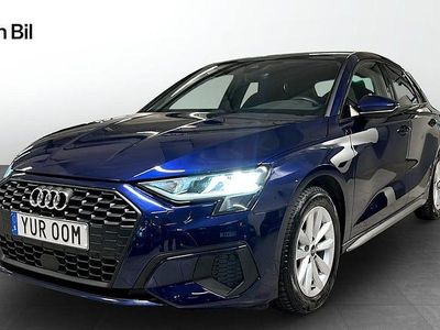 Navarrablå metallic Begagnad 2023 Audi A3 Proline Sedan | 254 000 kr (Marknadspris)