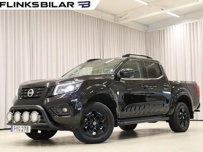 Svart (svart metallic) Begagnad 2021 Nissan Navara N-Guard Pickup | 423 750 kr (Dyr)