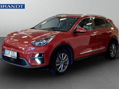 Röd Begagnad 2022 Kia e-Niro Advance SUV | 279 800 kr (Marknadspris)