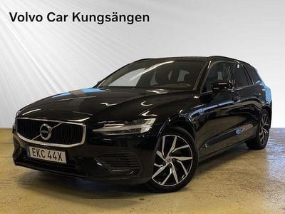 Svart Begagnad 2020 Volvo V60 Momentum Kombi | 259 900 kr (Bra pris)