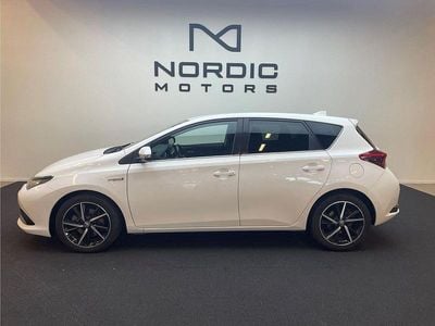 Toyota Auris Hybrid