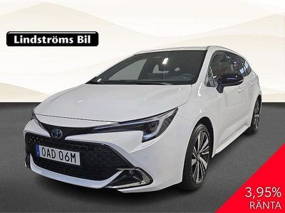 Vit Begagnad 2025 Toyota Corolla Style Kombi | 376 900 kr (Dyr)