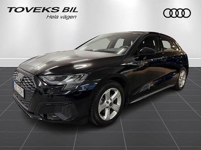 Brilliantsvart Begagnad 2022 Audi A3 Proline Sedan | 269 000 kr (Marknadspris)