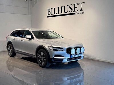 Silver Begagnad 2018 Volvo V90 CC Momentum Kombi | 299 900 kr (Lite dyr)