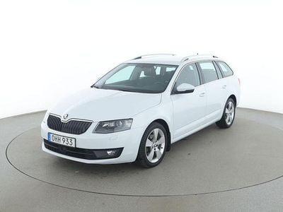 Begagnad Skoda Octavia Style 151 HK (111 kW) 2016 Vit Kombi