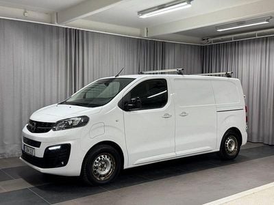 Vit Begagnad 2022 Opel Vivaro-e Combi Van | 324 875 kr (Lite dyr)