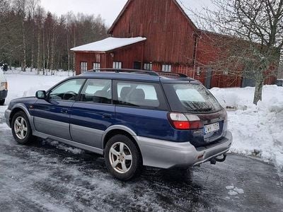 Begagnad 2001 Subaru Outback Kombi | 19 000 kr