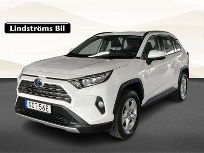 Vit Begagnad 2020 Toyota RAV4 Hybrid Active SUV | 329 000 kr (Lite dyr)