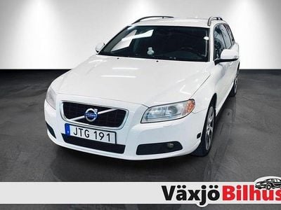 Vit Begagnad 2009 Volvo V70 Momentum Kombi | 69 900 kr (Lite dyr)