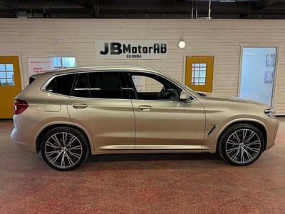 Begagnad BMW X3 M Sport 184 HK (135 kW) 2020 Ljusgrå SUV