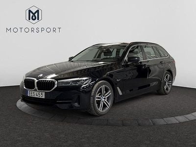 Svart Begagnad 2022 BMW 530e Kombi | 299 900 kr (Superpris)