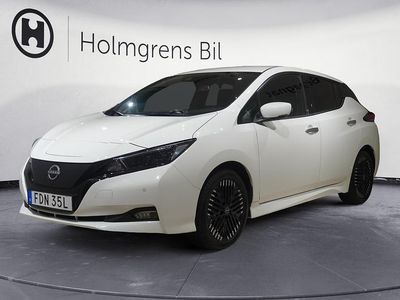Vit Begagnad 2023 Nissan Leaf N-Connecta Halvkombi | 199 800 kr (Marknadspris)