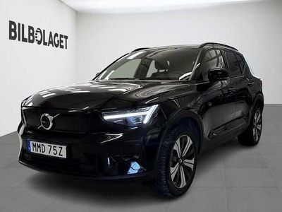 Svart Begagnad 2022 Volvo XC40 Plus SUV | 334 800 kr