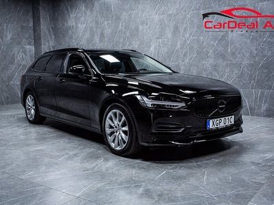 begagnad Volvo V90 Recharge T8 AWD Momentum Adv Värm Drag Navi VOC