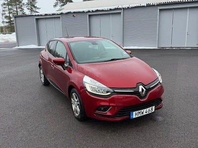 Begagnad 2017 Renault Clio IV | 98 000 kr (Marknadspris)