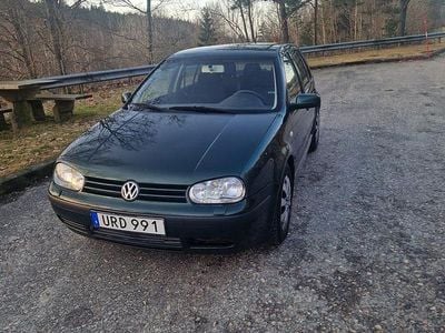 Begagnad VW Golf IV 105 HK (77 kW) 2003