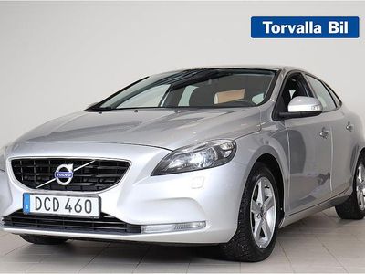 Begagnad Volvo V40 Kinetic 120 HK (88 kW) 2014 Silver Halvkombi