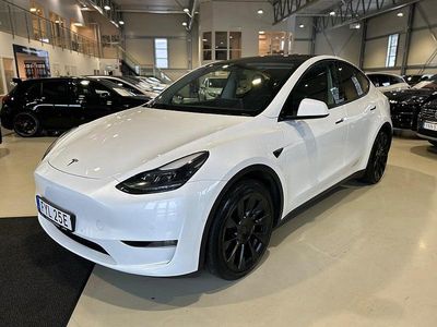 Begagnad Tesla Model Y Long Range AWD 378 kW (514 HK) 2022 Vit SUV
