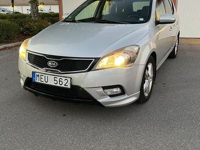 Begagnad 2012 Kia Ceed Halvkombi | 44 000 kr (Bra pris)