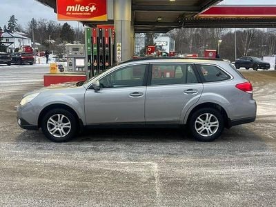 Begagnad 2011 Subaru Outback Sedan | 45 000 kr (Lite dyr)
