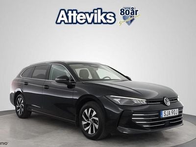 Svart Begagnad 2024 VW Passat Business Kombi | 329 900 kr (Marknadspris)