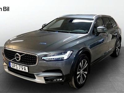Grå Begagnad 2019 Volvo V90 CC Kombi | 359 900 kr (Marknadspris)