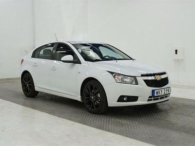 Begagnad Chevrolet Cruze 130 HK (95 kW) 2012 Vit Halvkombi