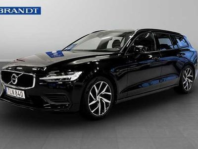 Svart Begagnad 2019 Volvo V60 Momentum Kombi | 259 900 kr (Bra pris)