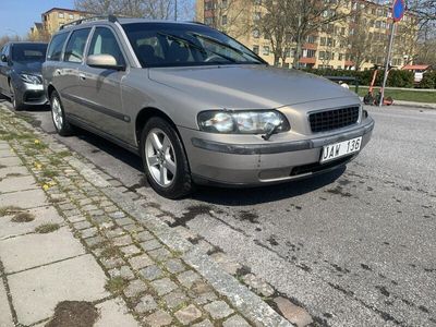 begagnad Volvo V70 2.4 Euro 4