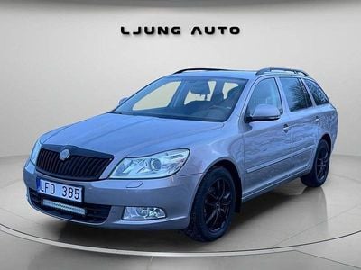 Brun Begagnad 2011 Skoda Octavia Elegance Kombi | 54 900 kr (Marknadspris)