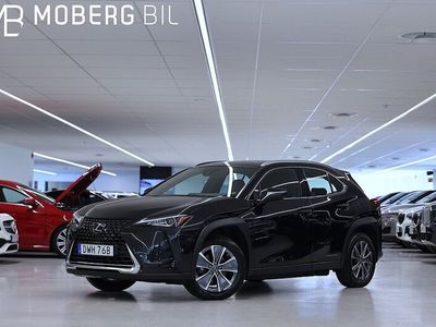 begagnad Lexus UX 300e 204hk Premium Skinn B-kamera Årskatt 360kr